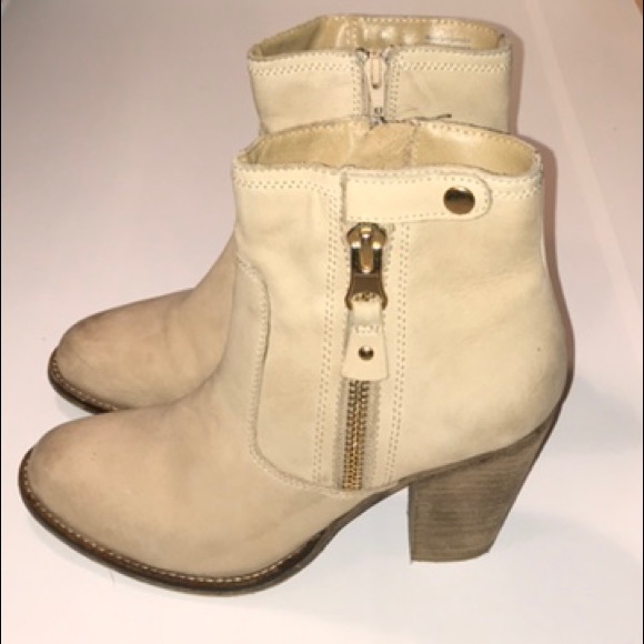 Aldo Shoes - Aldo light nubuck bootie size 8.5 EUC. Worn twice.